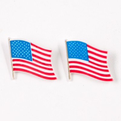 Para przypinek - flagi amerykańskie. Plastik.